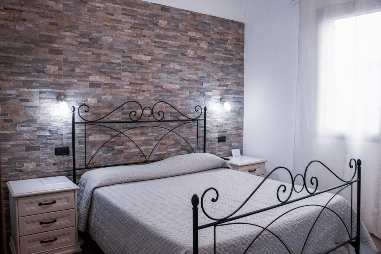 Hotel Mare Sole San Teodoro  Esterno foto