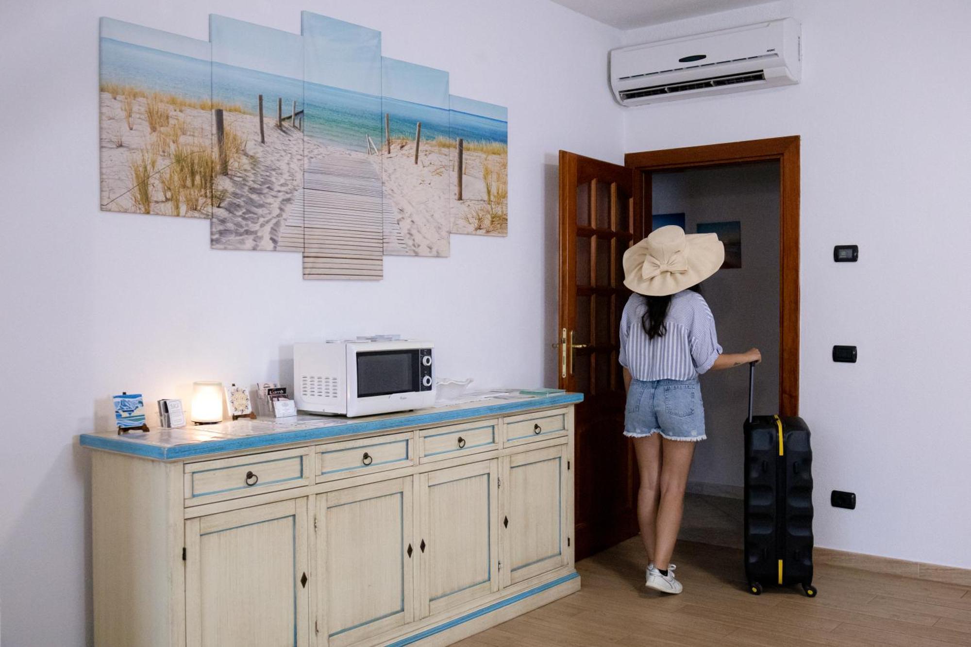 Hotel Mare Sole San Teodoro  Esterno foto