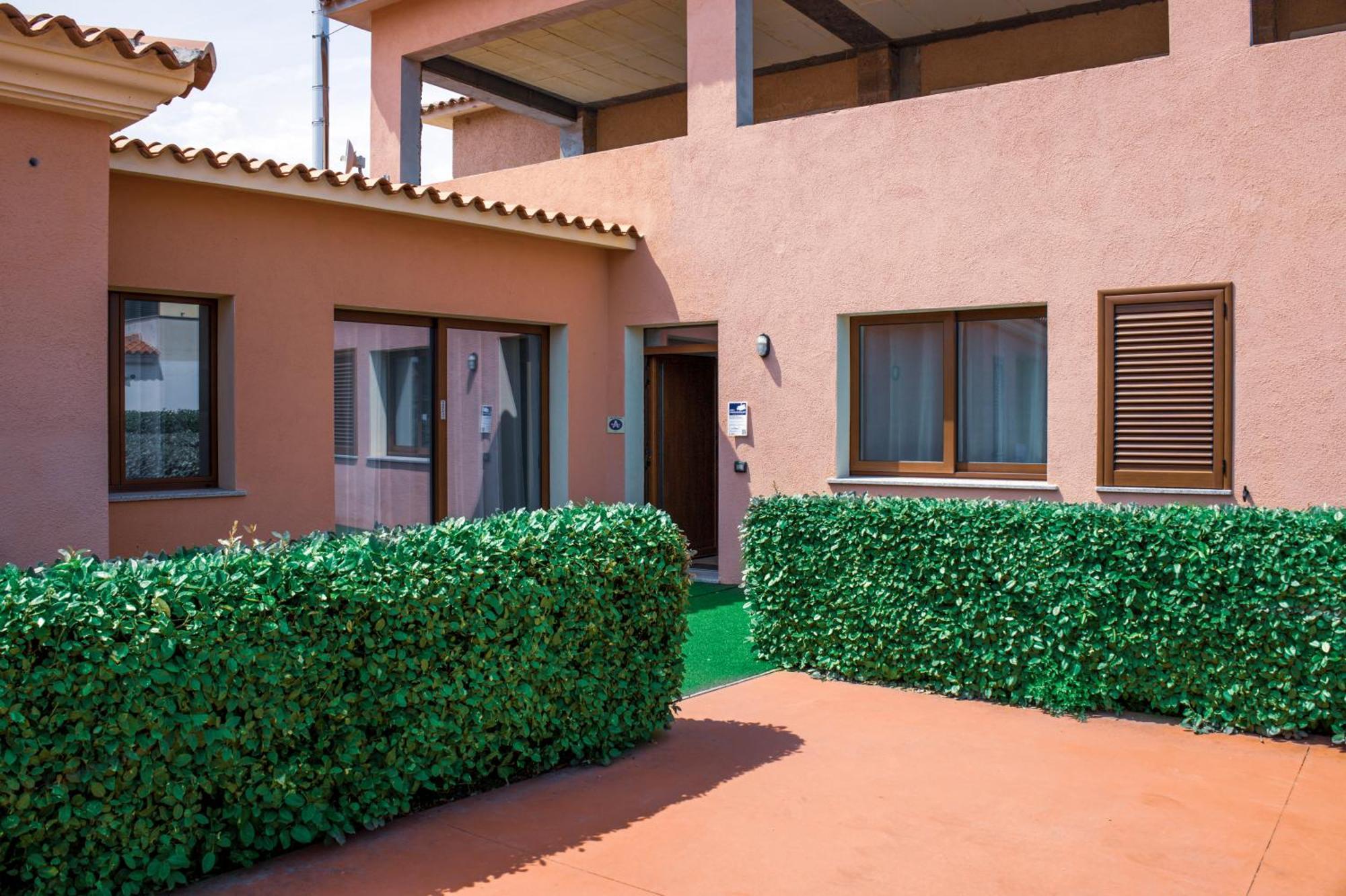 Hotel Mare Sole San Teodoro  Esterno foto